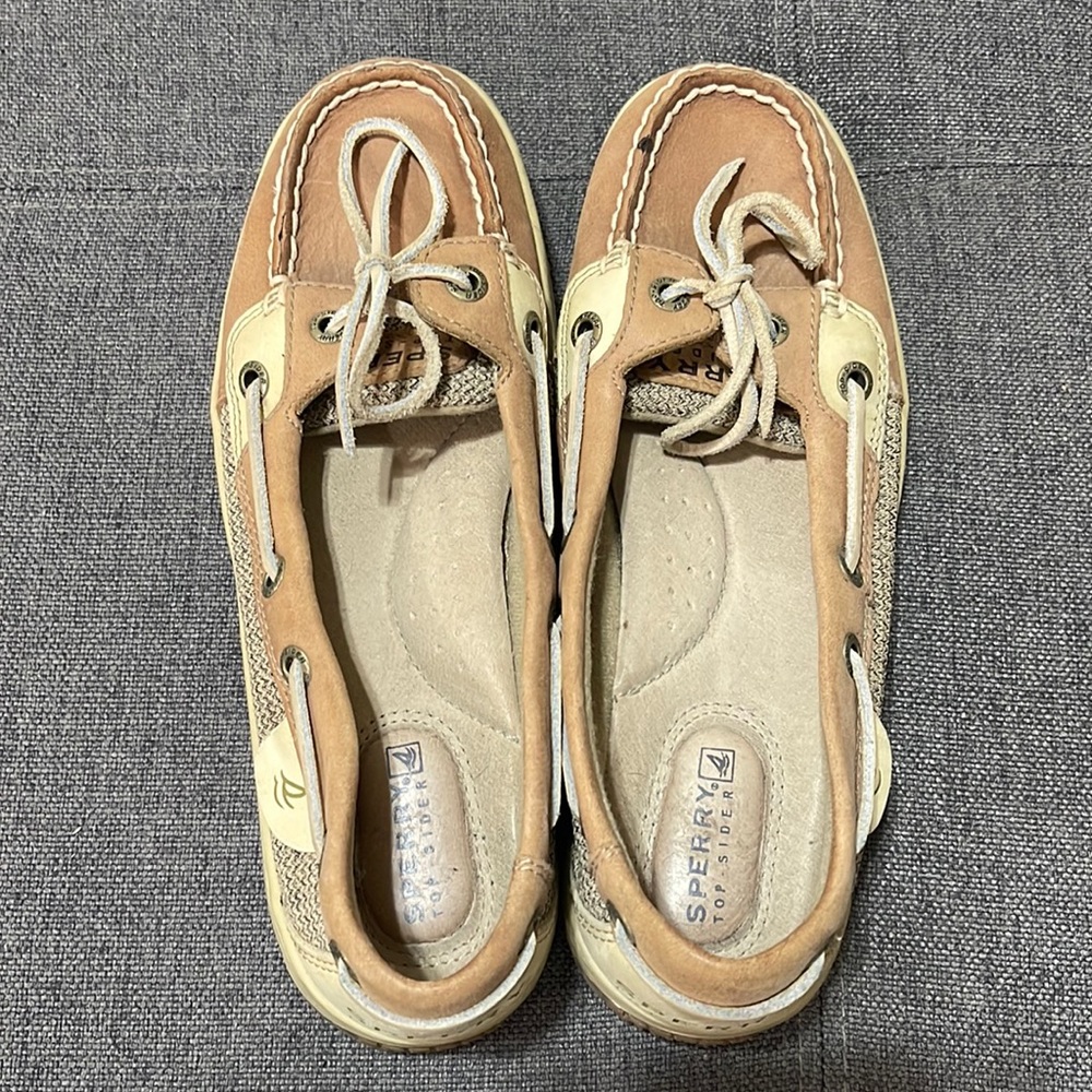 EUC Sperry top siders size 5 1/2